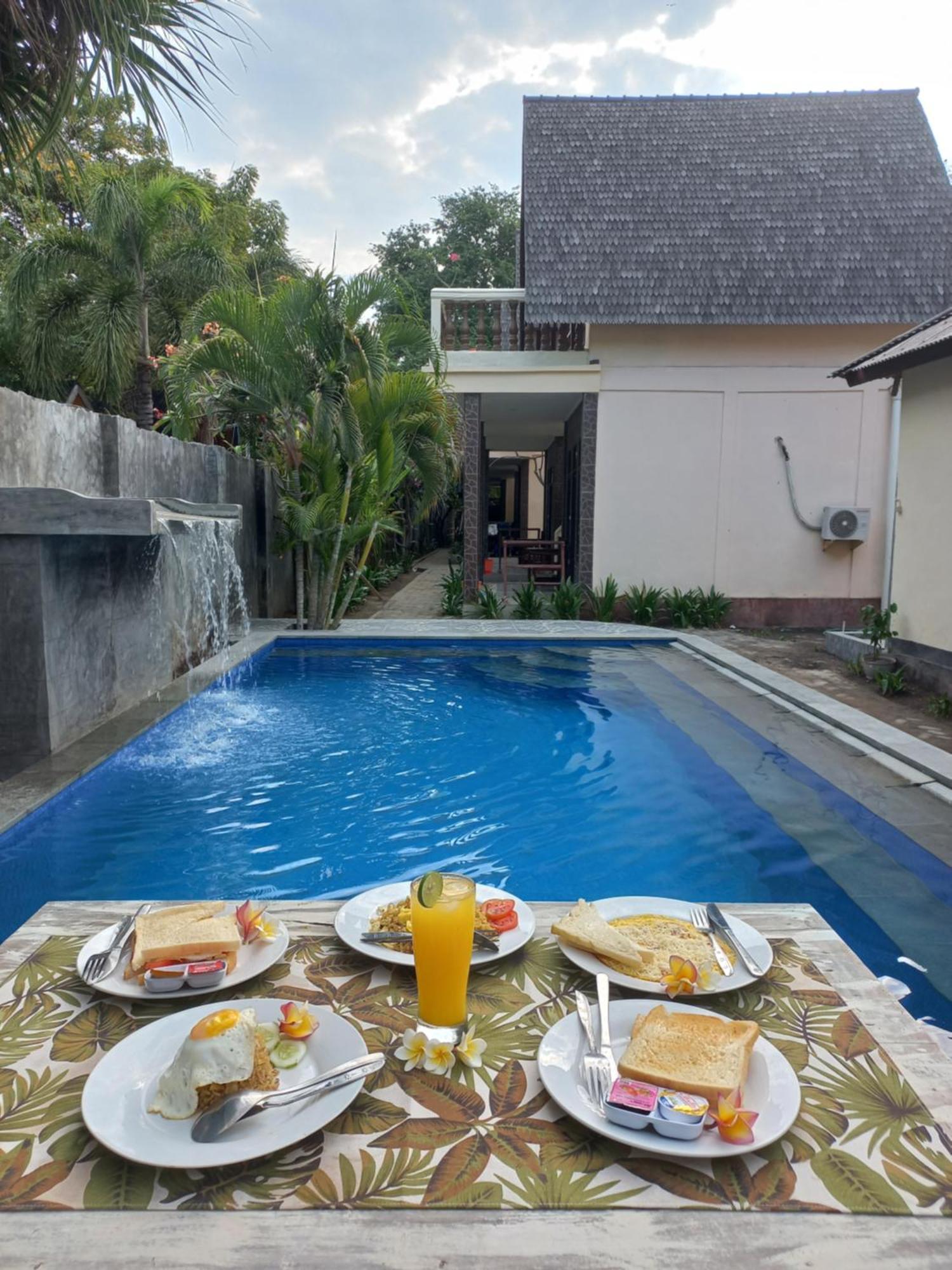 Kusuka Bungalow Gili Trawangan Luaran gambar