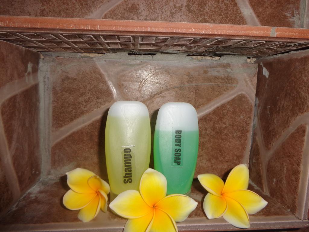 Kusuka Bungalow Gili Trawangan Luaran gambar