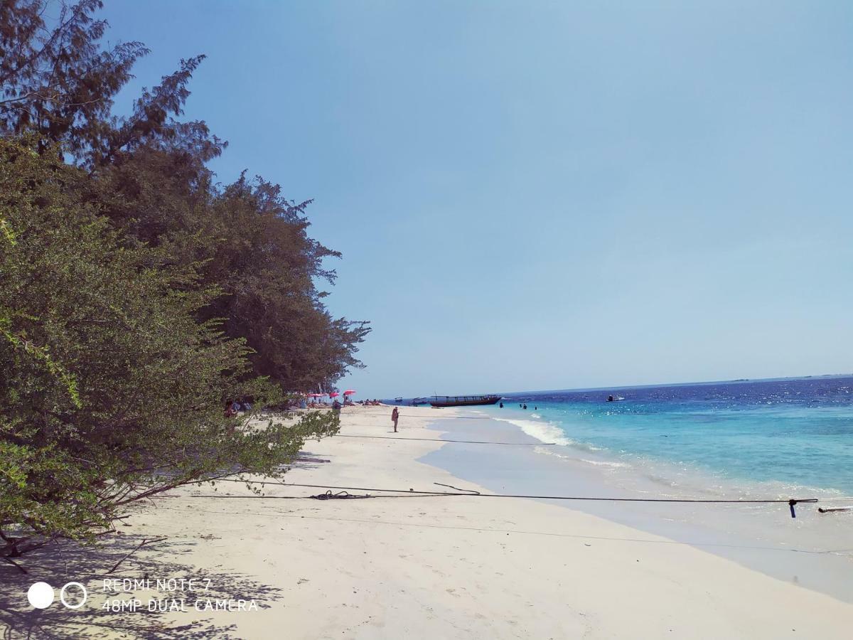 Kusuka Bungalow Gili Trawangan Luaran gambar